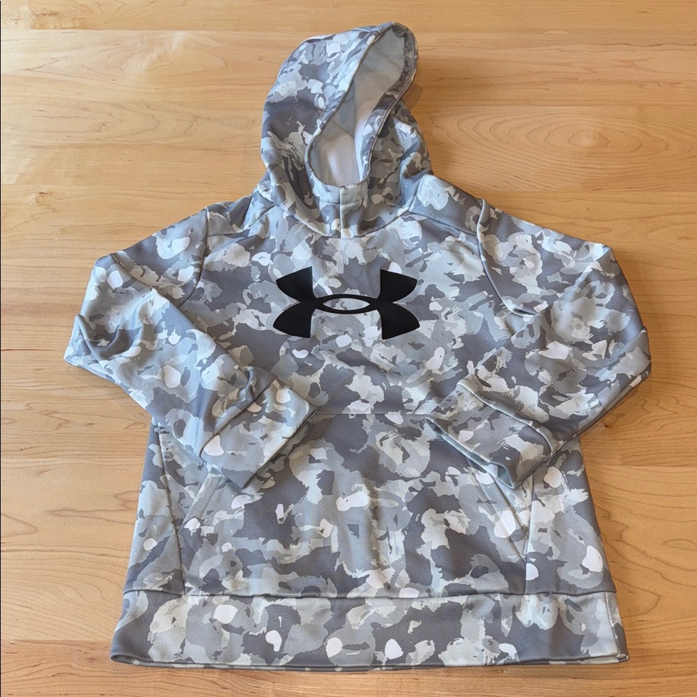 Under Armour Fleece Hoodie in Grey Camo Print Youth Small
